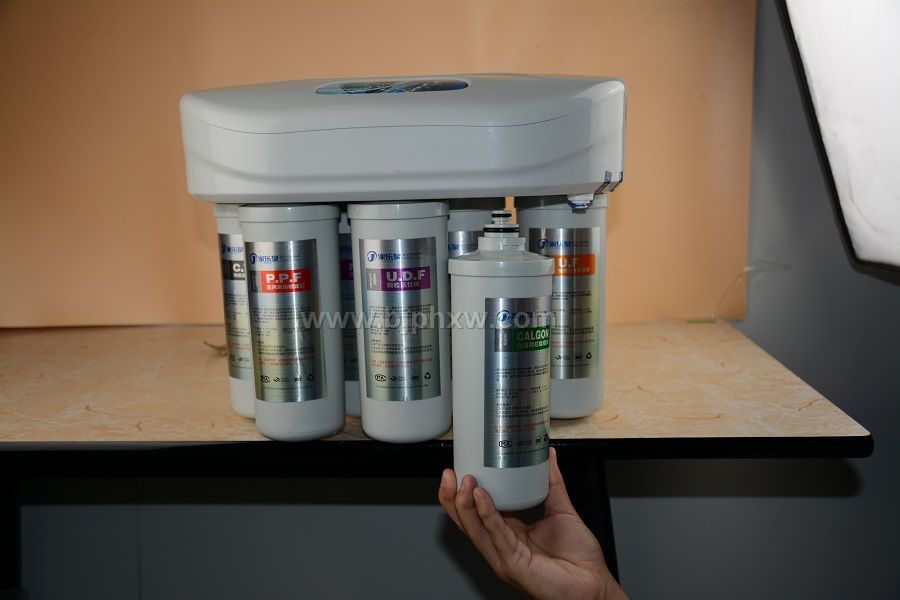 卡接家用凈水器  沒(méi)有售后 不用電 保留水中礦物質(zhì) 源頭廠(chǎng)家